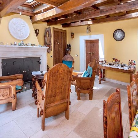 B&B Bone Novelle Dimora Storica Palazzo Zuzi Л'Акуила Экстерьер фото