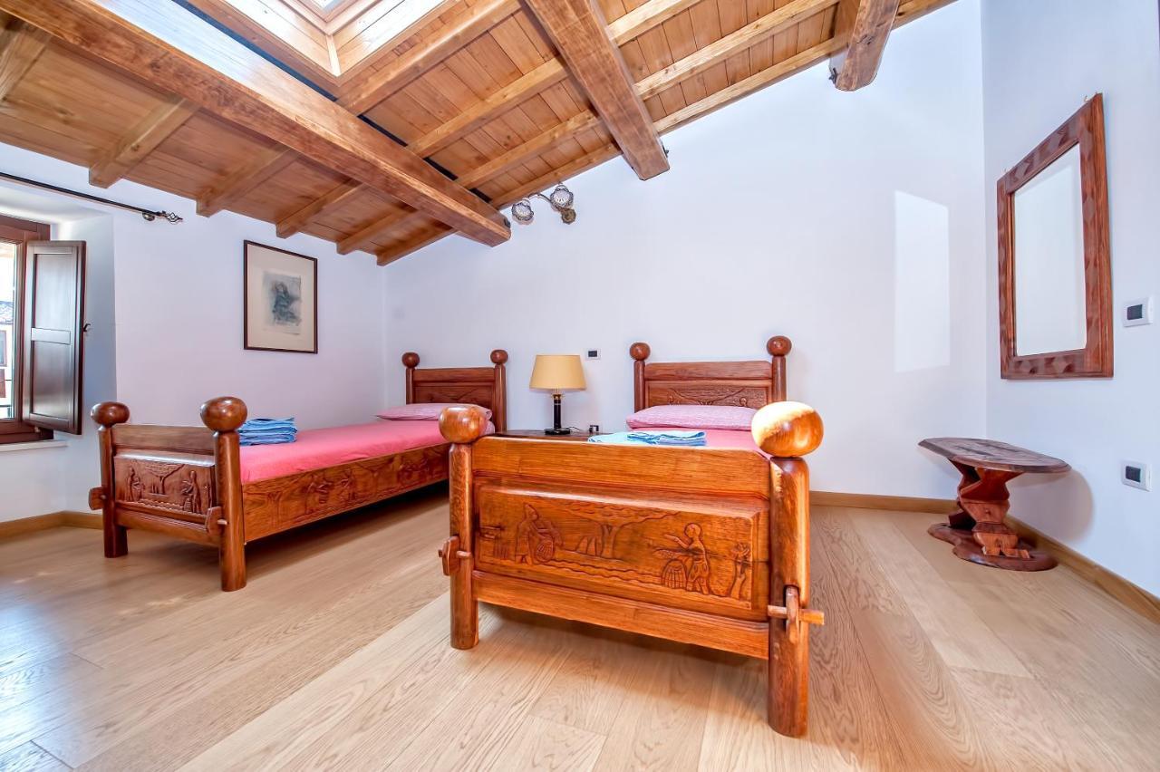 B&B Bone Novelle Dimora Storica Palazzo Zuzi Л'Акуила Экстерьер фото