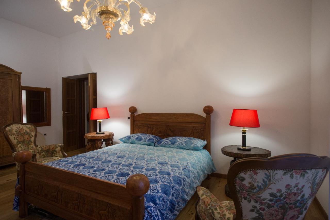 B&B Bone Novelle Dimora Storica Palazzo Zuzi Л'Акуила Экстерьер фото